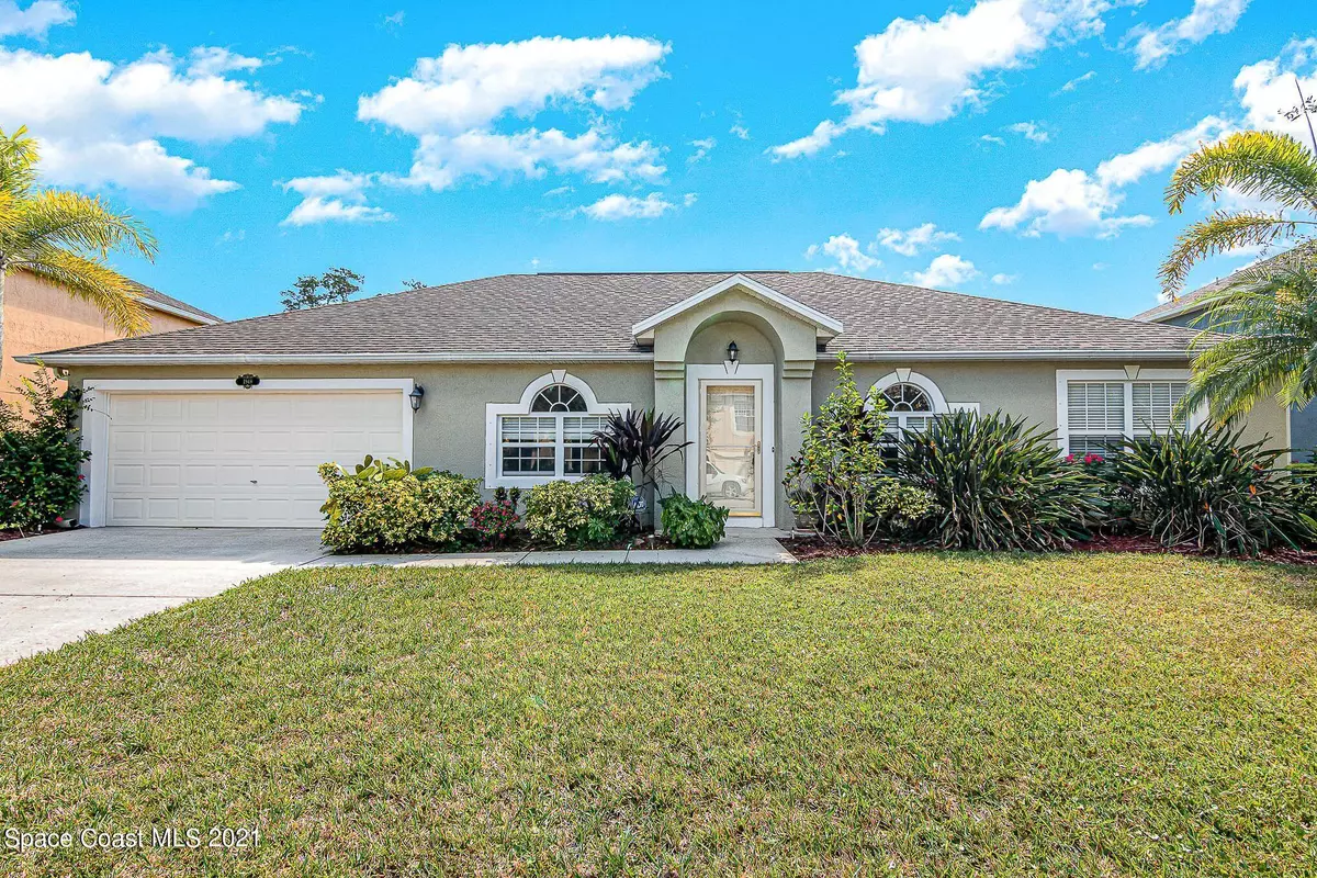 Melbourne, FL 32904,1948 Maeve CIR