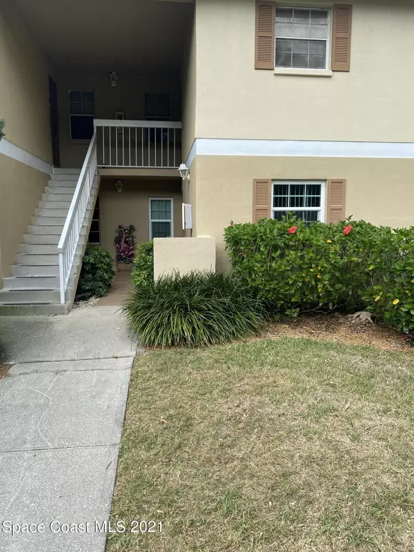 1664 Sunny Brook LN NE #104, Palm Bay, FL 32905