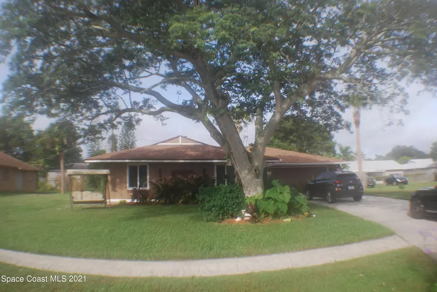 1032 Dolphin CT, Rockledge, FL 32955