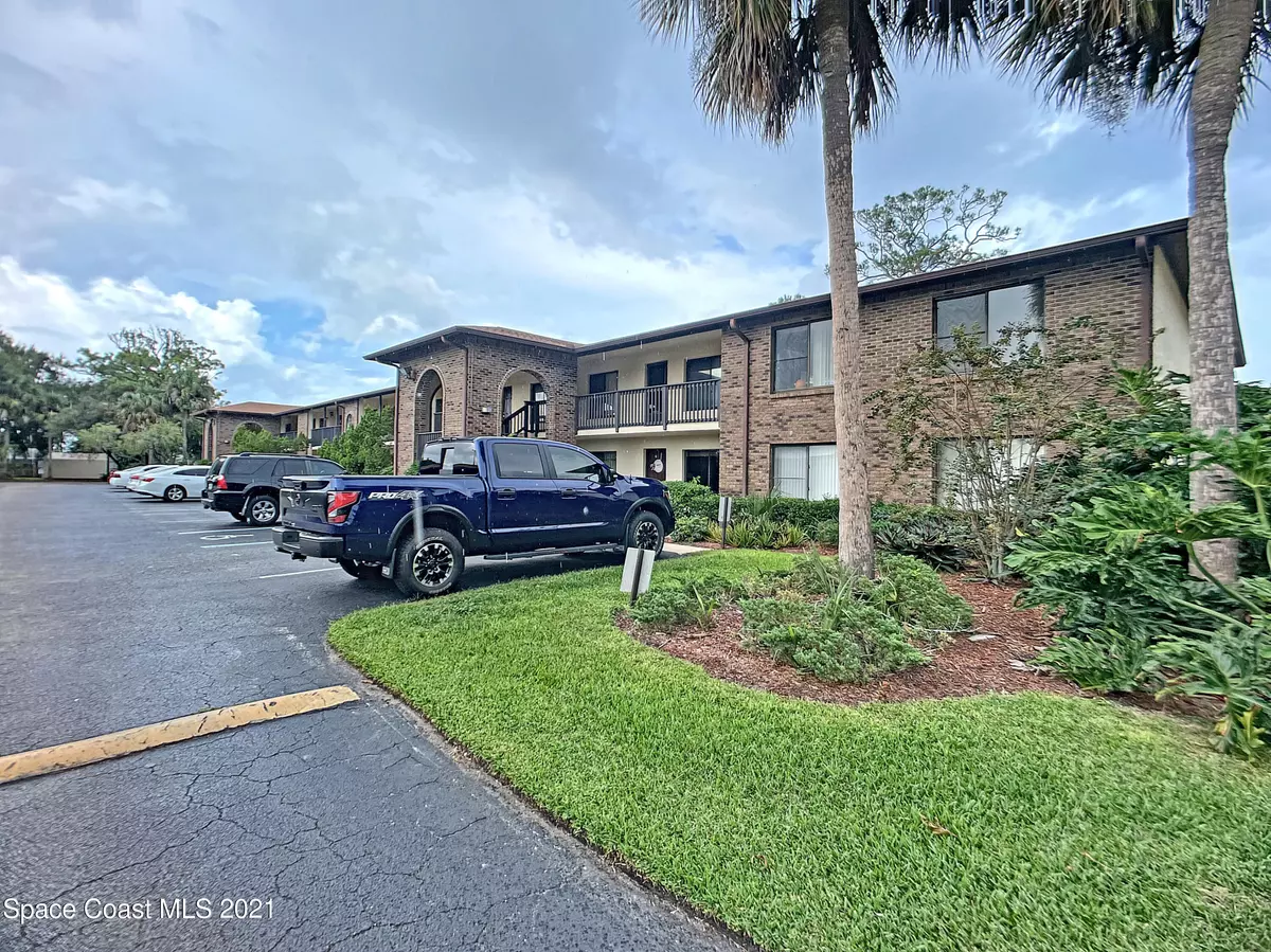 Rockledge, FL 32955,1515 Huntington LN #418