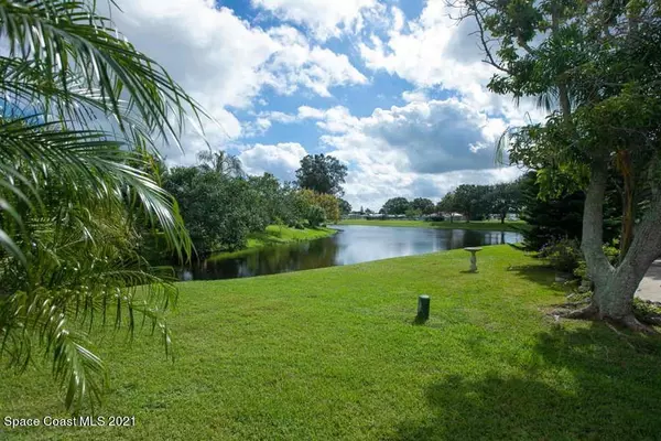 Barefoot Bay, FL 32976,1282 Waterway DR