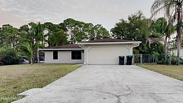 1127 Targee ST SE, Palm Bay, FL 32909