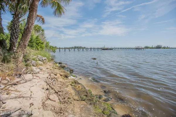 Grant Valkaria, FL 32949,5285 Fisherman LN