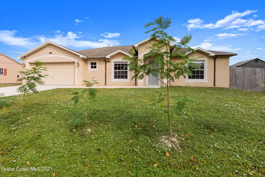 375 Lisa RD NE, Palm Bay, FL 32907