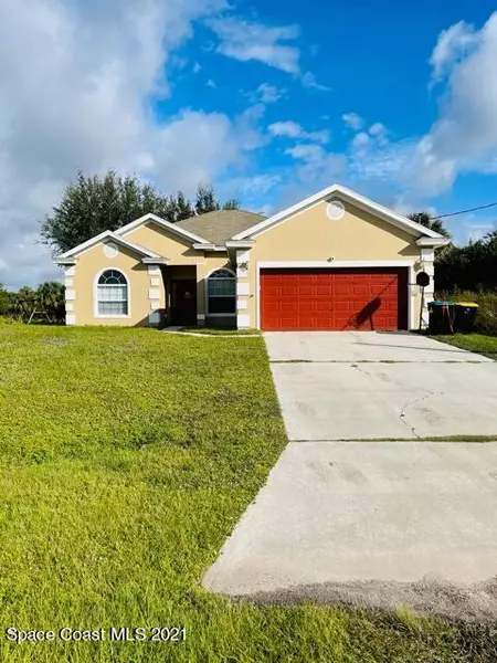 713 SW Olivia ST, Palm Bay, FL 32908