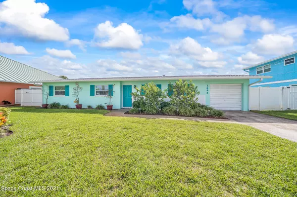 1695 Yates DR, Merritt Island, FL 32952