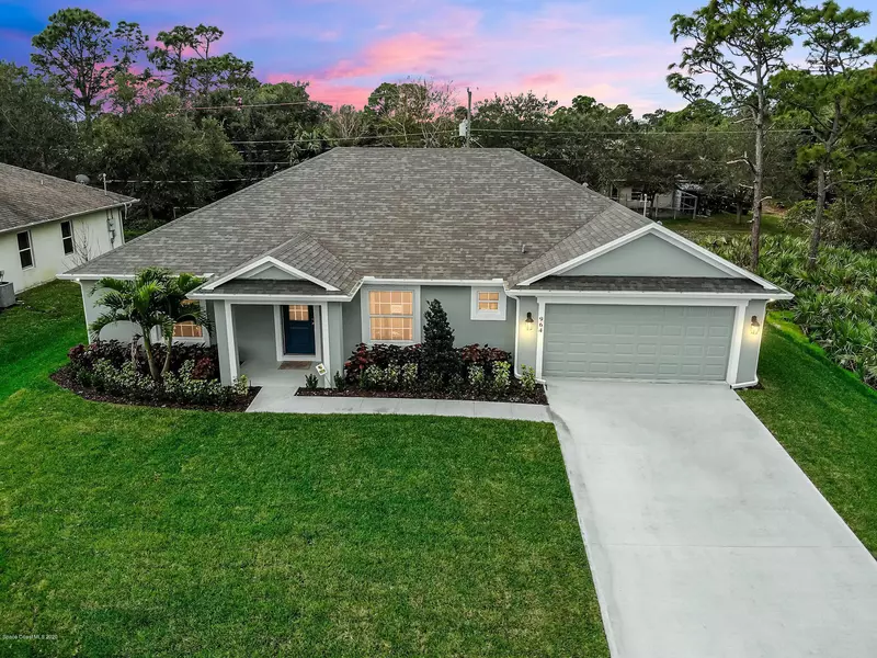 458 Fairbanks ST SW, Palm Bay, FL 32908