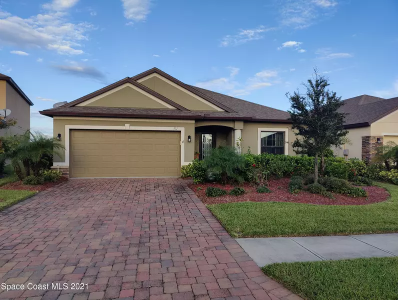 571 Trymore DR SE, Palm Bay, FL 32909