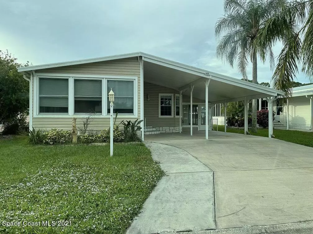 Sebastian, FL 32976,315 Avocado DR