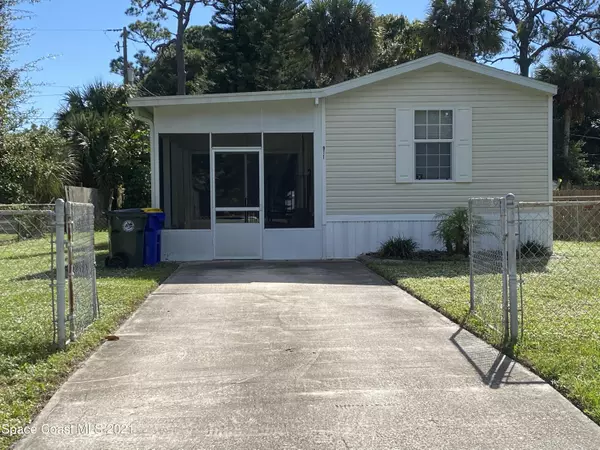 911 Cardinal AVE, Rockledge, FL 32955