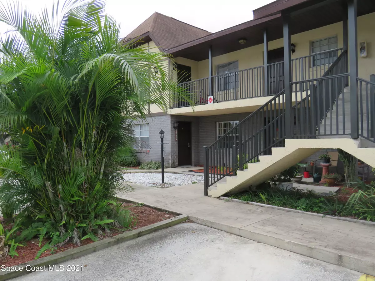 Titusville, FL 32780,2990 Sir Hamilton CIR #1