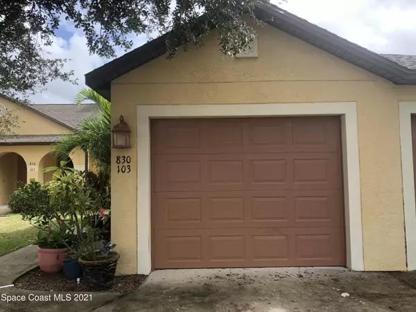 Melbourne, FL 32901,830 Luminary CIR #103