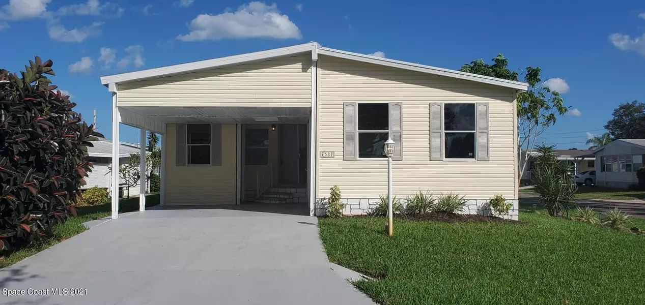 7687 Great Bear Lake DR, Micco, FL 32976