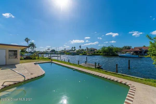 Satellite Beach, FL 32937,344 S Point CT