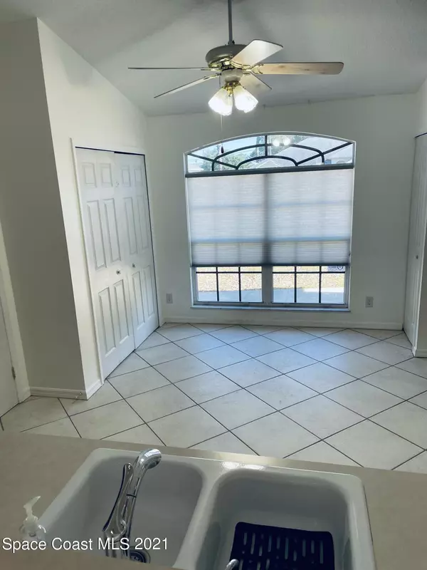 Palm Bay, FL 32909,652 Seven Gables CIR SE