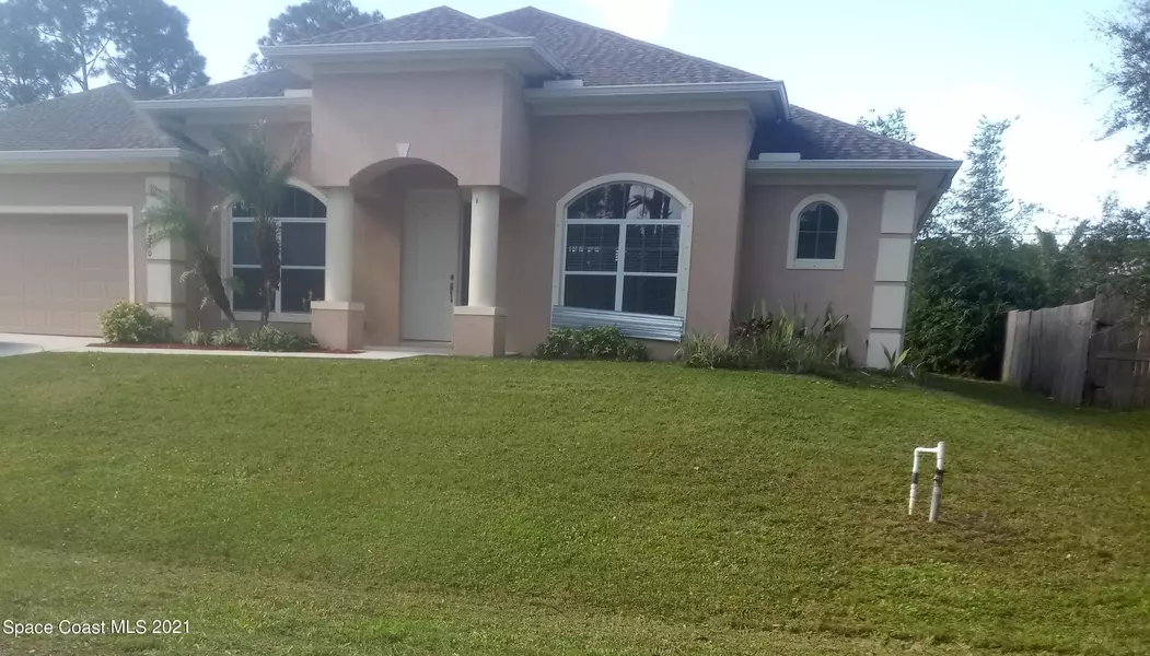 2540 Quarry AVE SE, Palm Bay, FL 32909