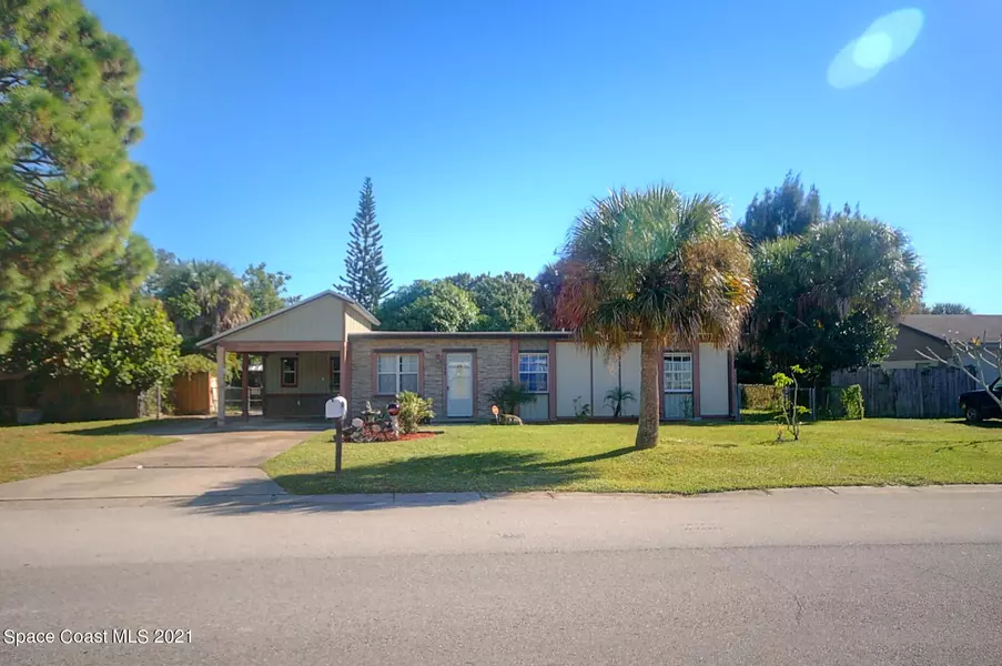 1833 Mosswood DR, Melbourne, FL 32935