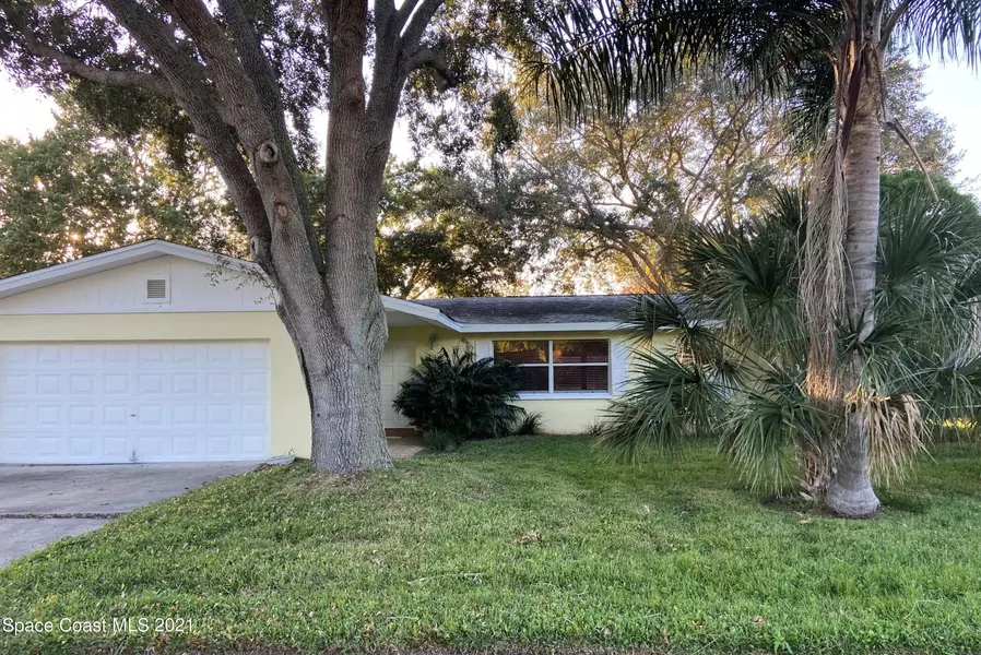 1317 Huntington LN, Rockledge, FL 32955