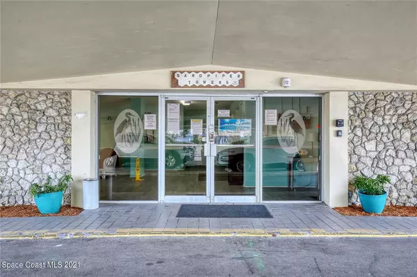 Satellite Beach, FL 32937,205 Highway A1a #209