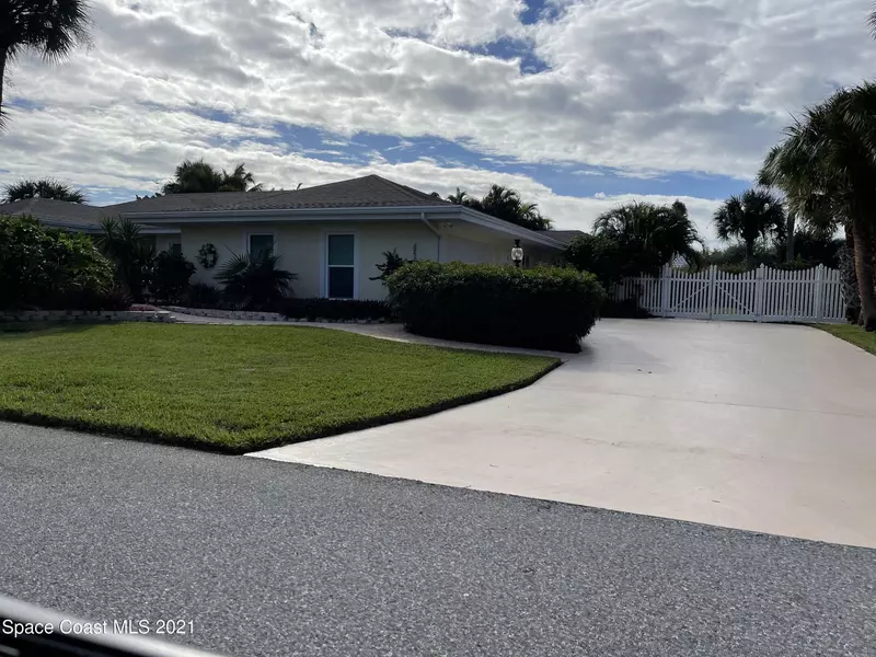 205 River Walk DR, Melbourne Beach, FL 32951