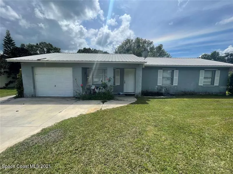 913 NW 3rd ST, Okeechobee, FL 34972
