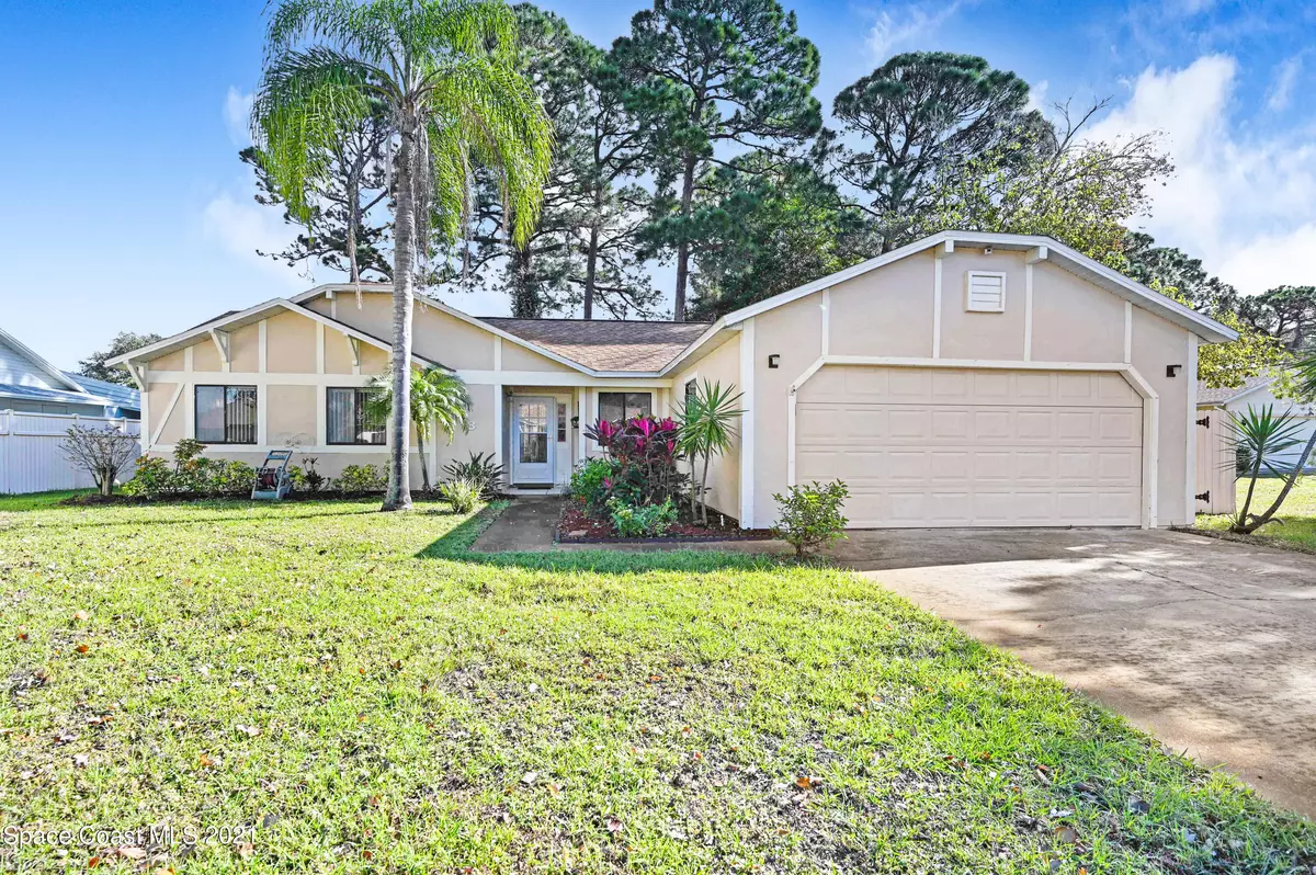 Rockledge, FL 32955,808 Pine Valley CT