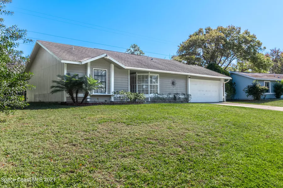 411 Higgs AVE NW, Palm Bay, FL 32907