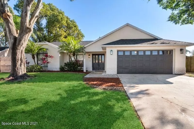 Rockledge, FL 32955,902 Black Pine CT