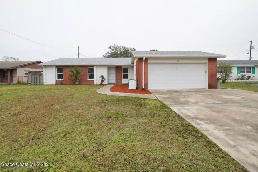 1722 Fairway LN, Rockledge, FL 32955