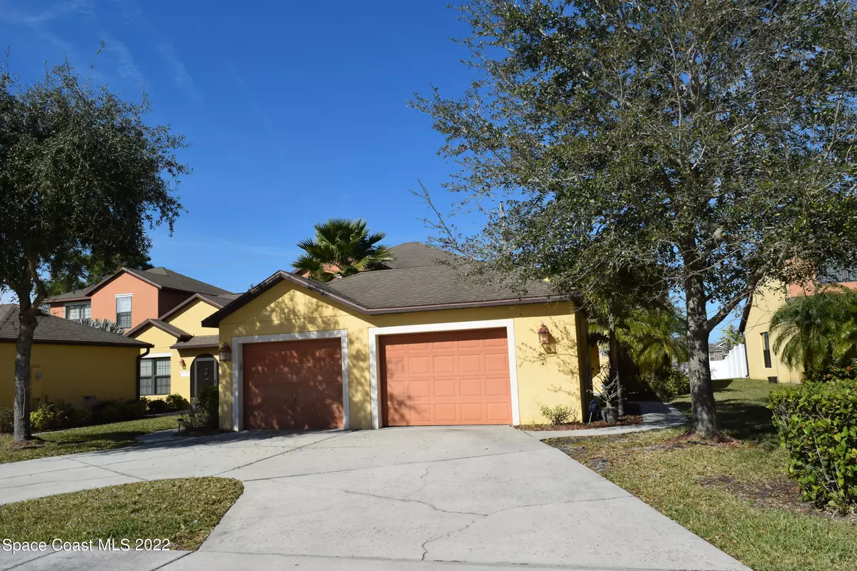 Melbourne, FL 32901,1240 Luminary CIR #104