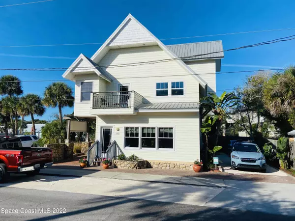 New Smyrna Beach, FL 32169,102 N Pine ST