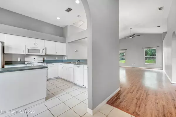 Palm Bay, FL 32905,2346 White Sands CT NE