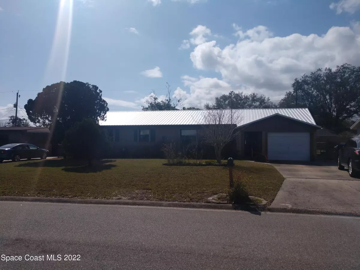 Titusville, FL 32780,1725 Thomas ST