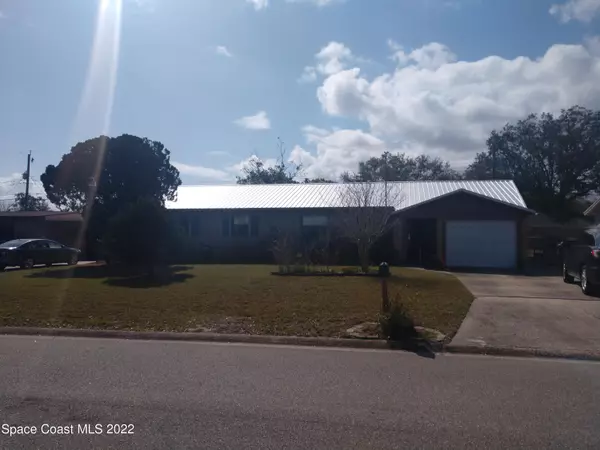 1725 Thomas ST, Titusville, FL 32780