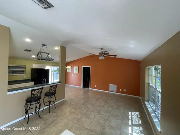 Vero Beach, FL 32962,244 15th St Sw