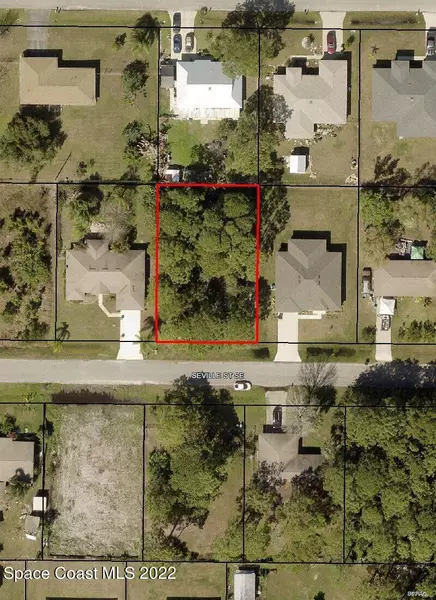 561 Seville ST SE, Palm Bay, FL 32909