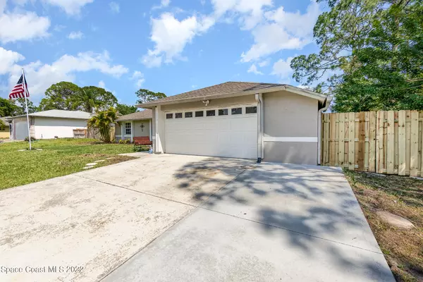 Palm Bay, FL 32907,980 Lyons CIR NW