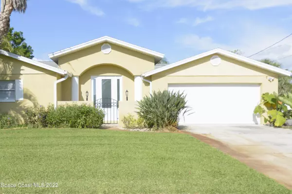 1165 Molaki DR, Merritt Island, FL 32953