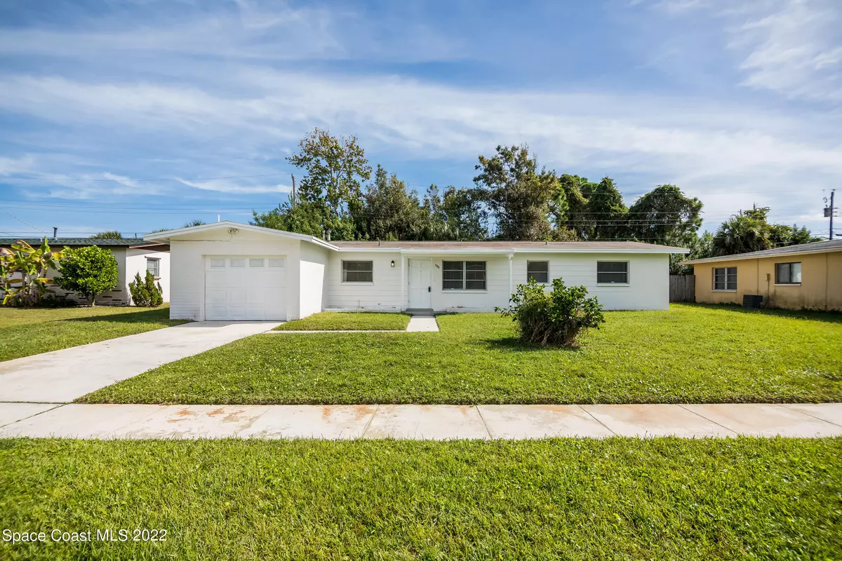 Merritt Island, FL 32953,980 Butia ST