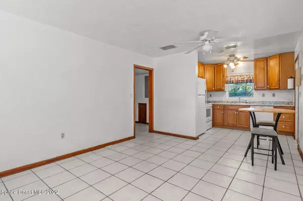 Merritt Island, FL 32953,723 Sixth ST