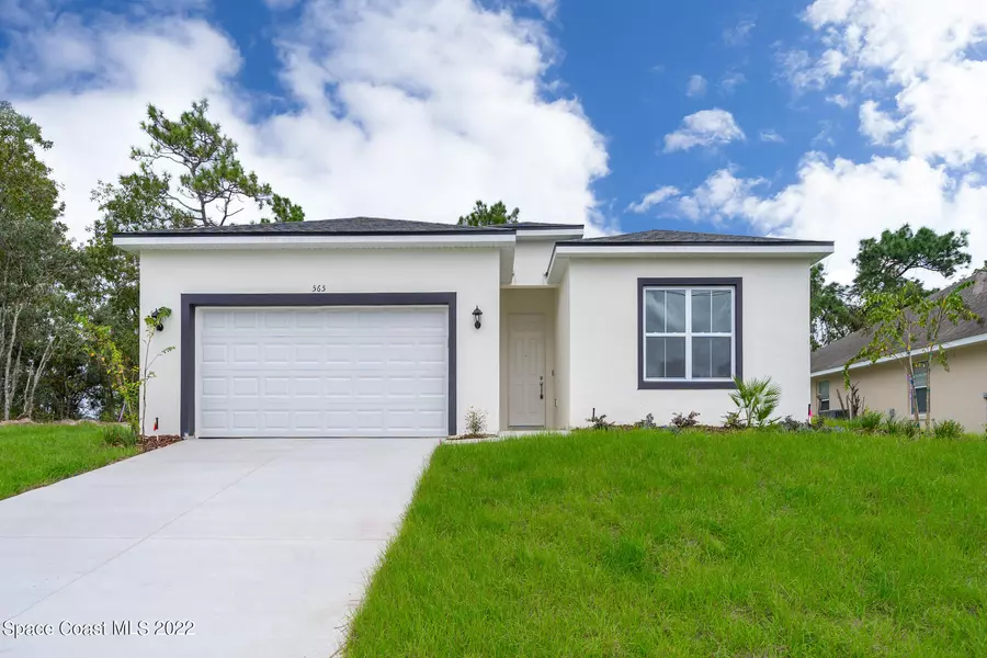 824 Upland AVE SE, Palm Bay, FL 32909