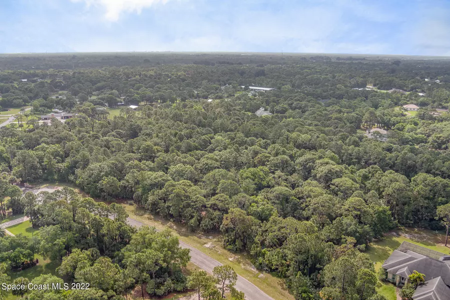 5423 Emma Lake CT, Melbourne, FL 32934