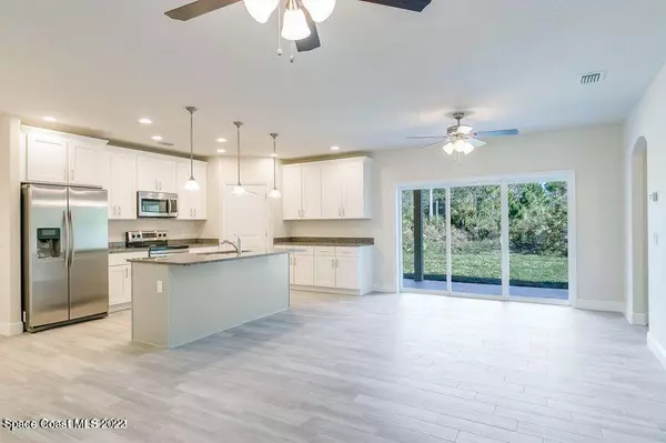 Palm Bay, FL 32908,1095 Captiva Island CIR SW