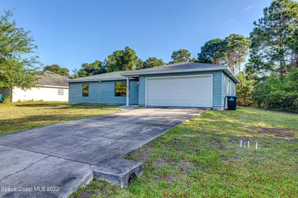 1327 Walthan ST SE, Palm Bay, FL 32909