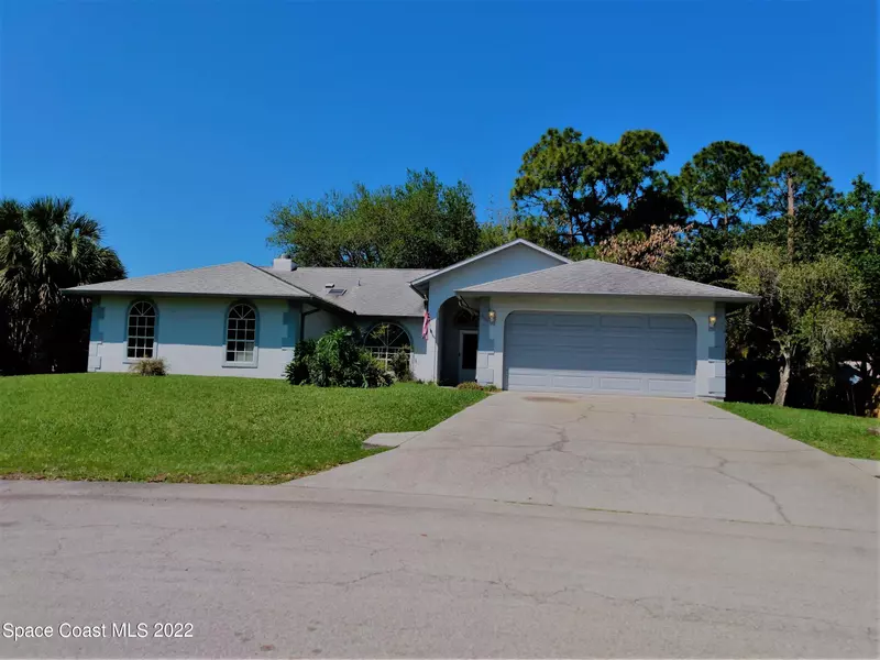 200 SE Rios CT SE, Palm Bay, FL 32909