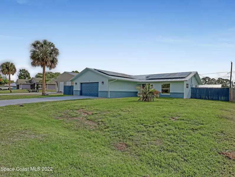 437 Veronica AVE NE, Palm Bay, FL 32907