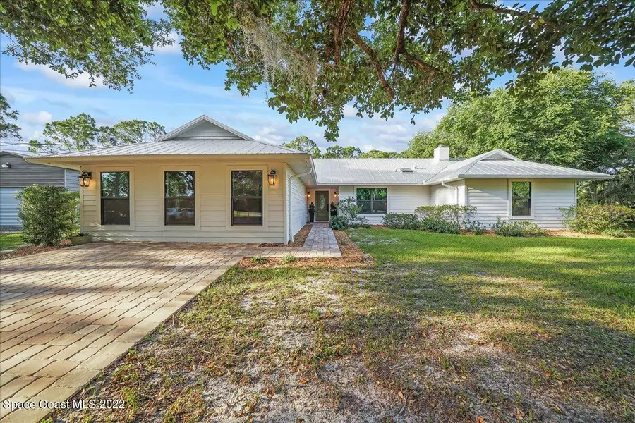 3385 Grant RD, Grant Valkaria, FL 32949