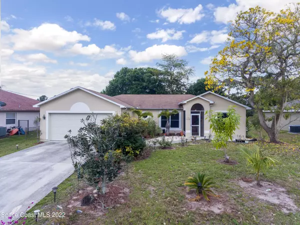 3936 SW Jarmer RD, Port St Lucie, FL 34953