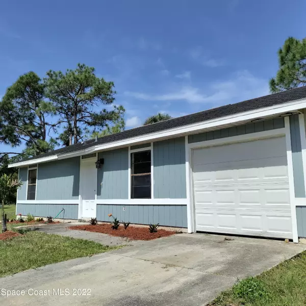 2395 Ramsey RD SE, Palm Bay, FL 32909