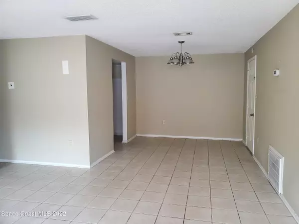 Cocoa, FL 32926,332 Sun Dial CT